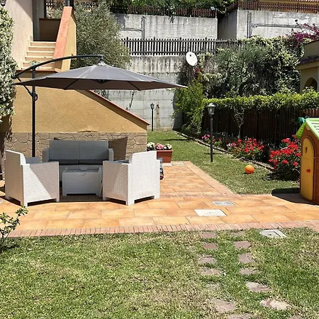 Nonna Gio Villa Copersito